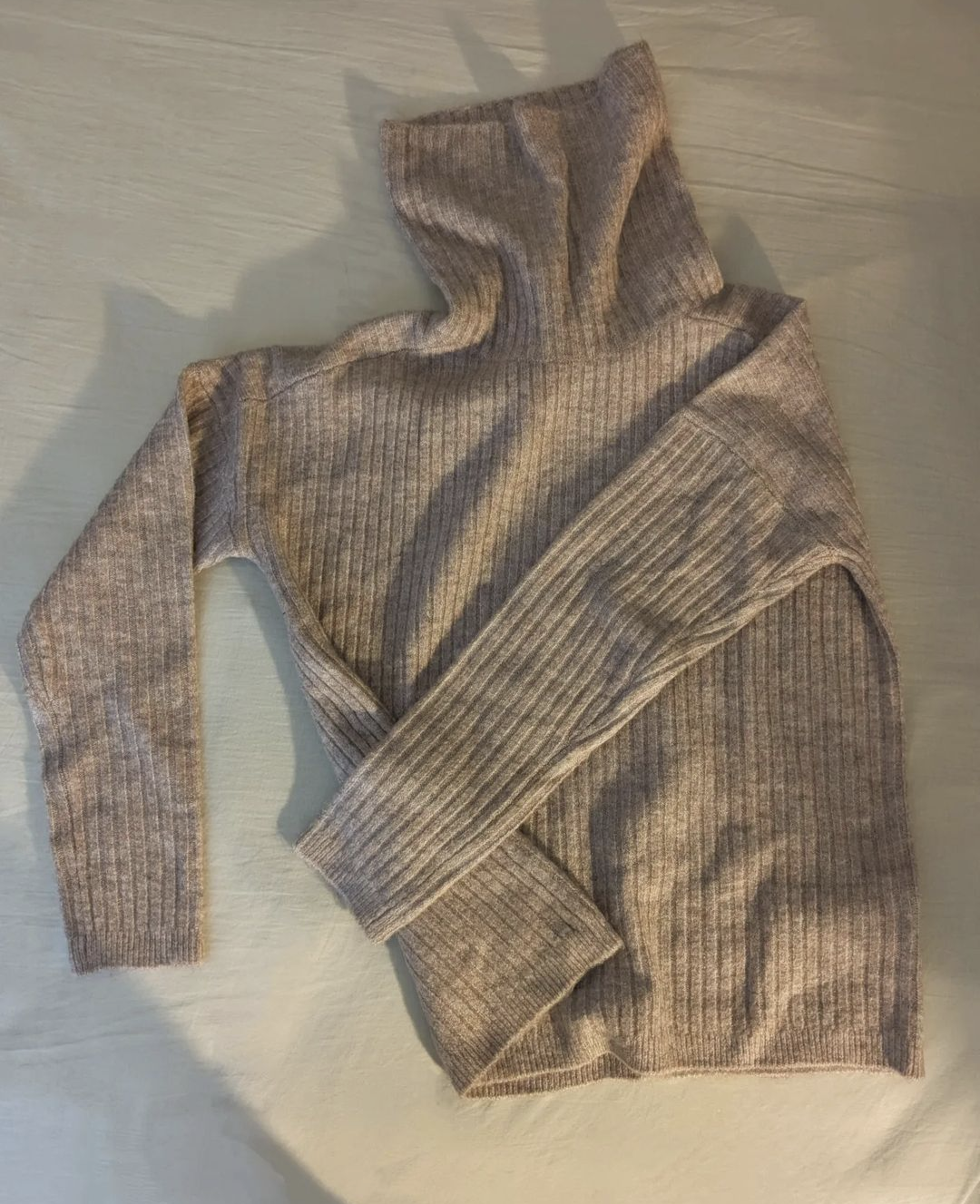 Turtle Neck Sweater image indicator(2)