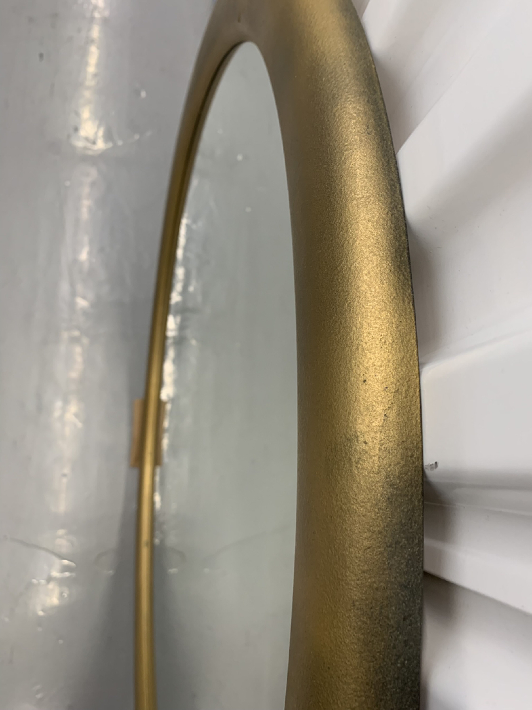Round Gold Mirror - photo 2