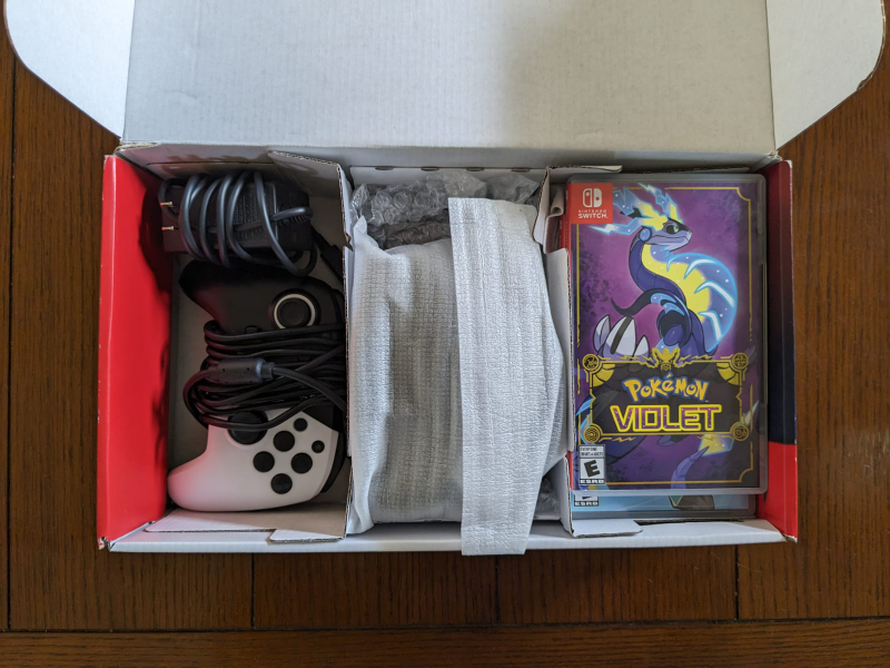 Nintendo Switch (Accessories + 2 Games) Great condition - photo 5