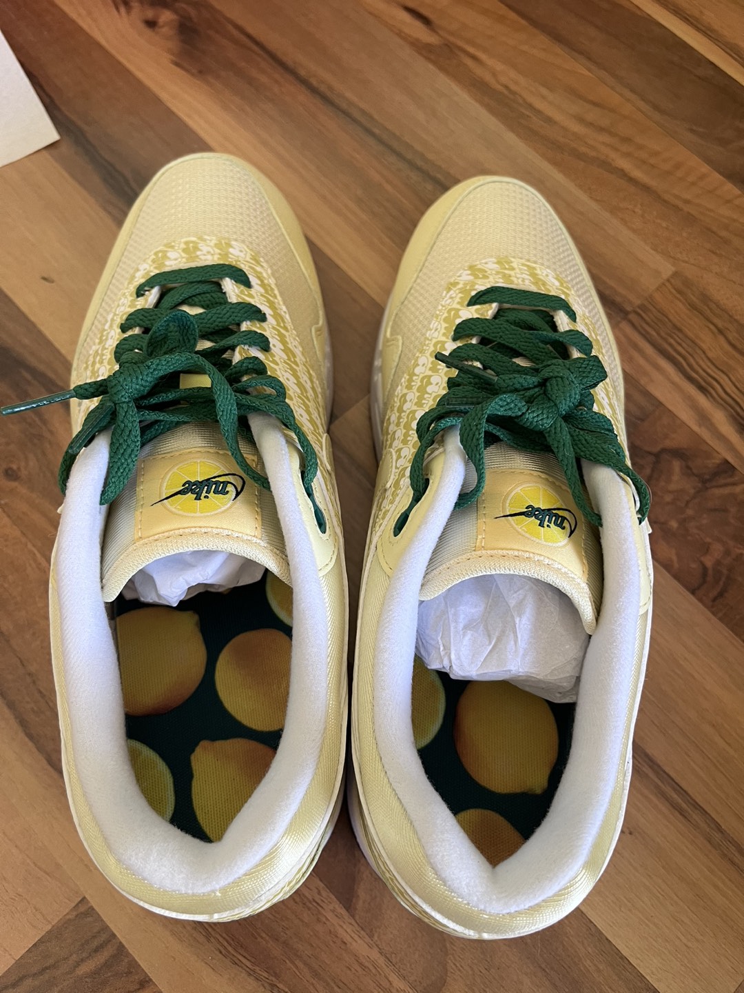 Nike Air Max 1 PRM Lemonade Size 10.5 Worn Once 9.5/10 - photo 3