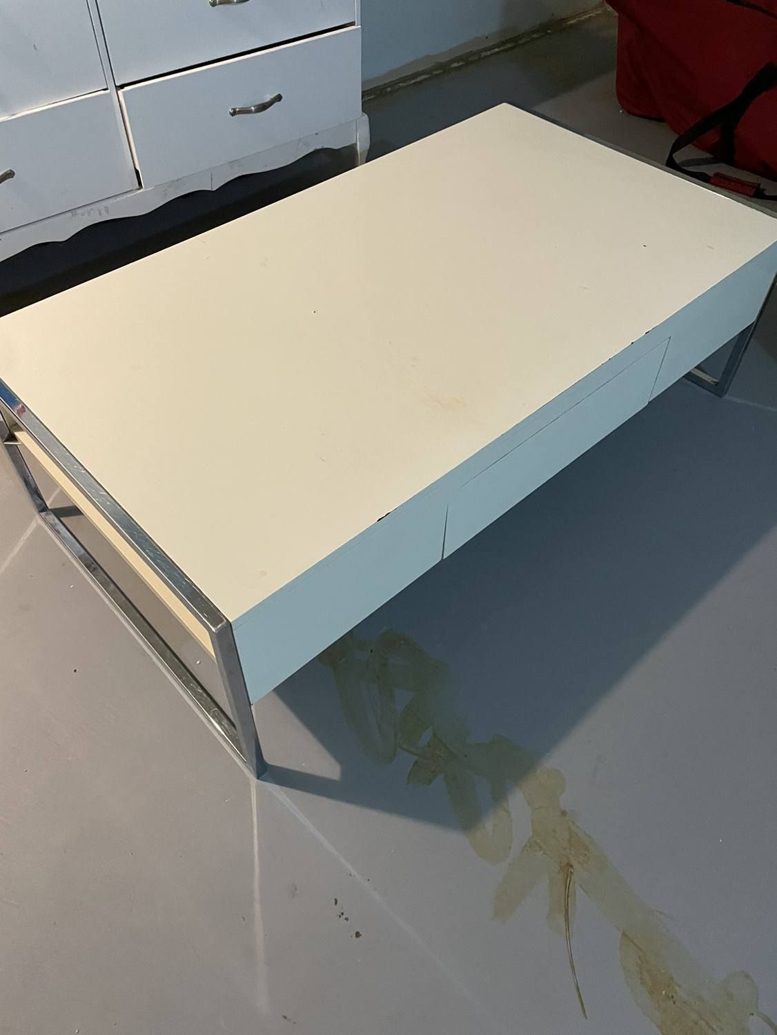 White laminate coffee table