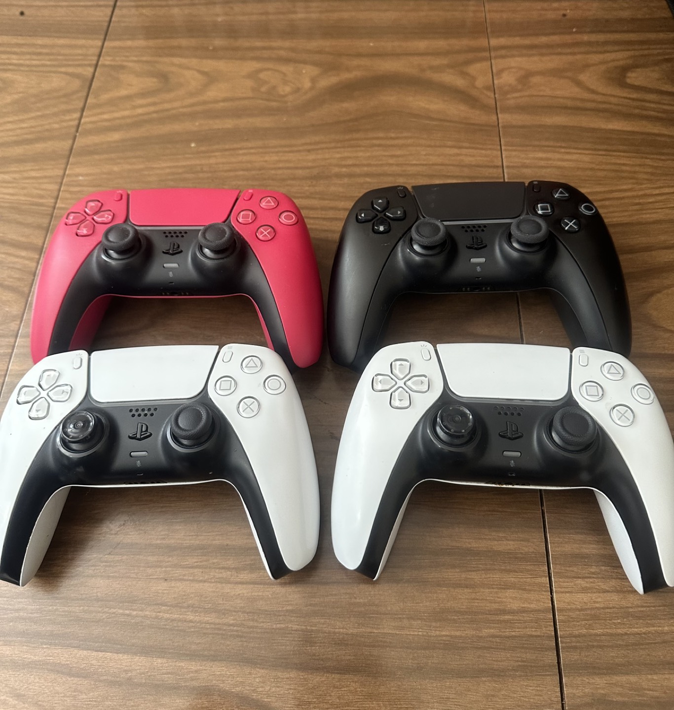 Ps5 controllers - photo 4