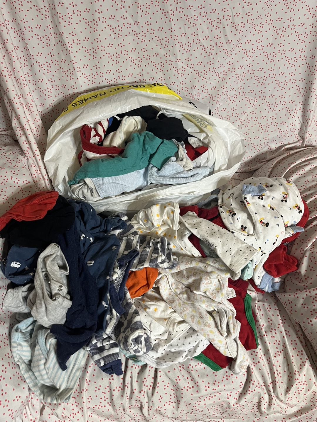 Baby clothes large bag thumbnail