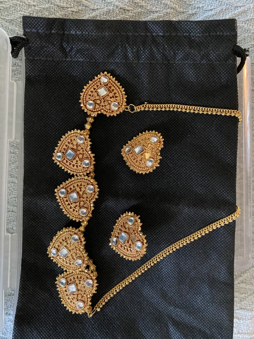 Indian Bridal Jewellery sets necklace and earrings image indicator(7)