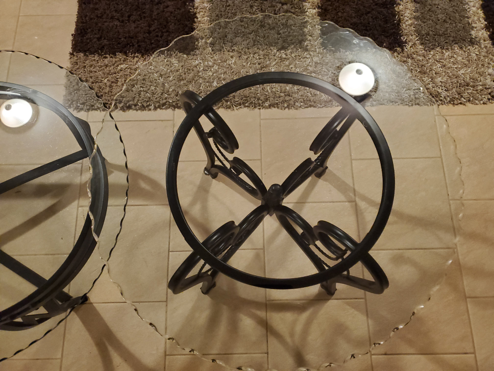 Coffee table + 2 side tables - photo 5