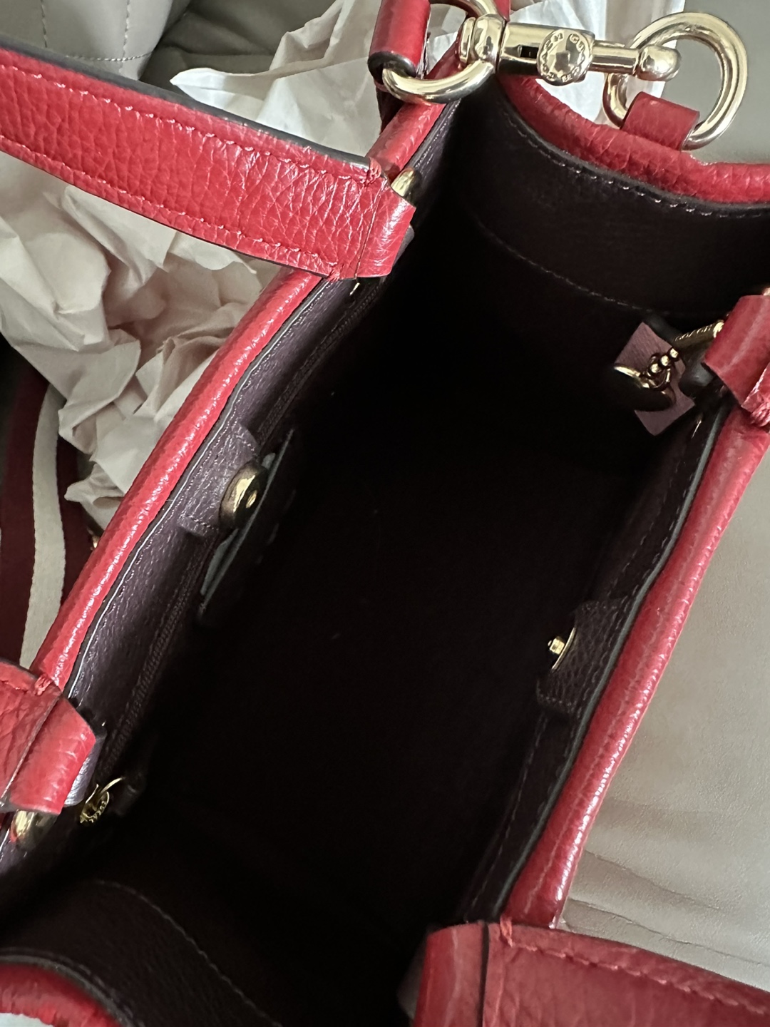 Coach Dempsey Tote Limited Edition image indicator(10)