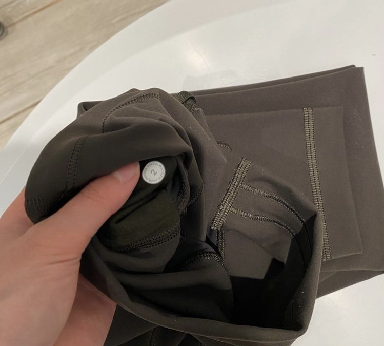 Lululemon wunder train leggings - photo 3