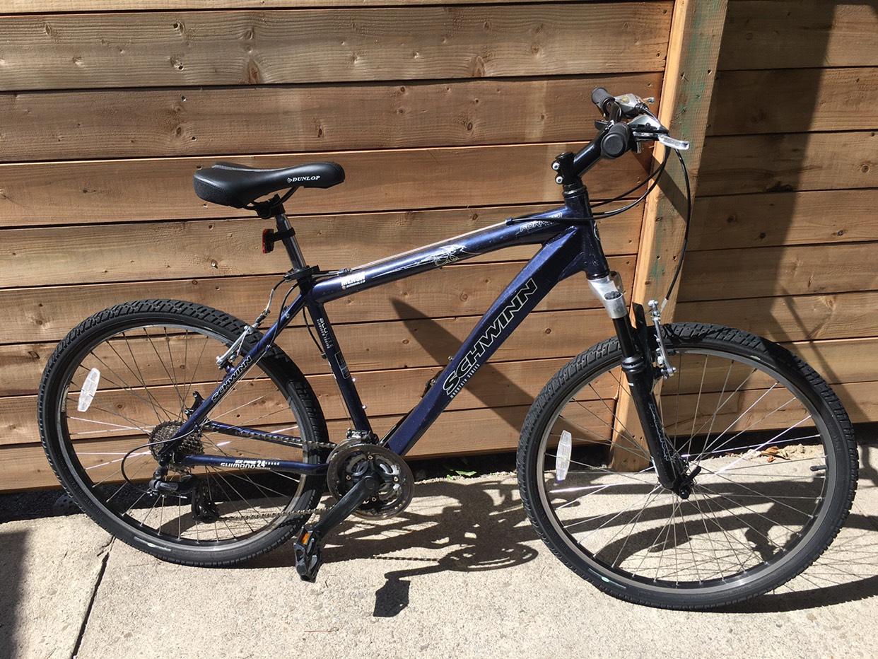 Schwinn Mensa mountain bike - photo 3