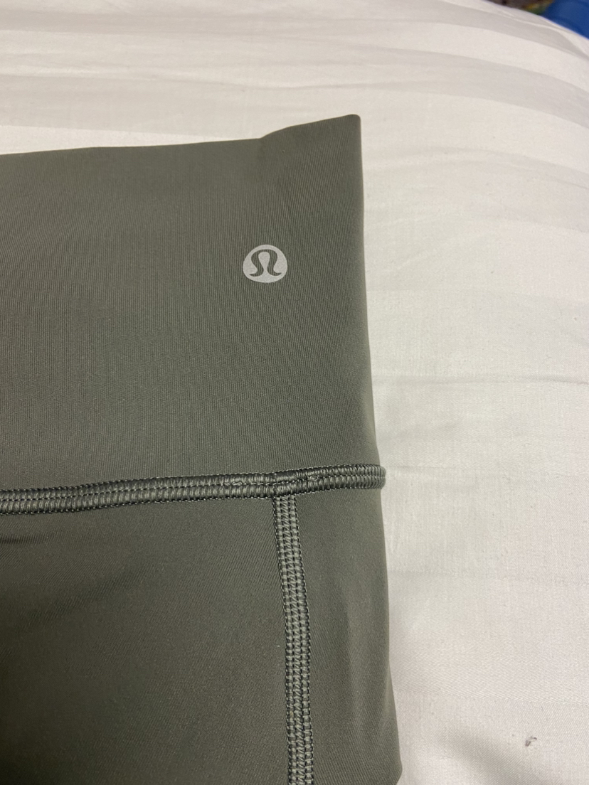 Size 2 Lululemon Wunder Under leggings - photo 3