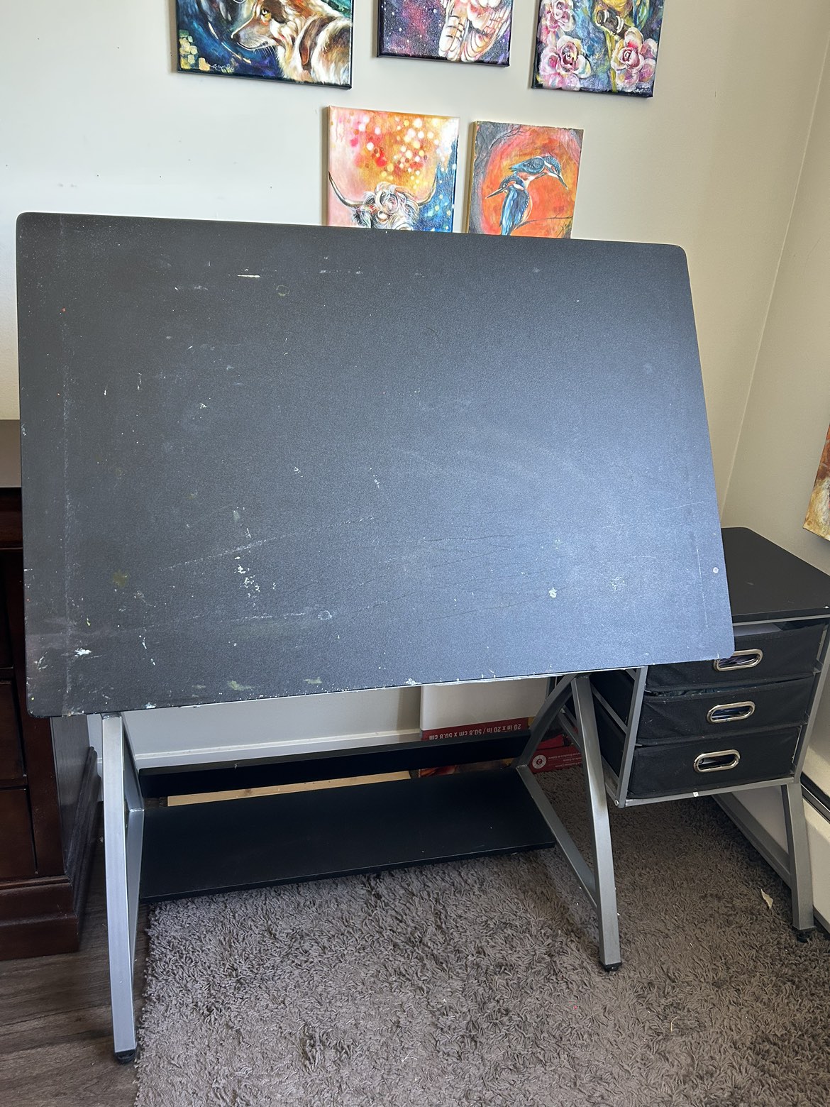 Art table