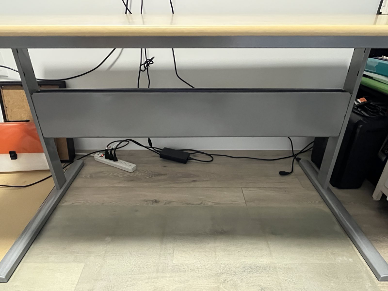 Work desk  - photo 2