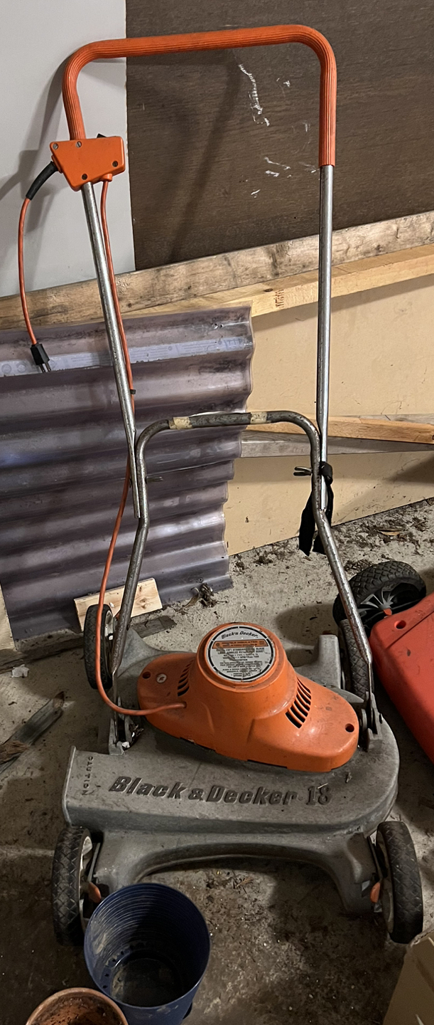 Lawn mower thumbnail
