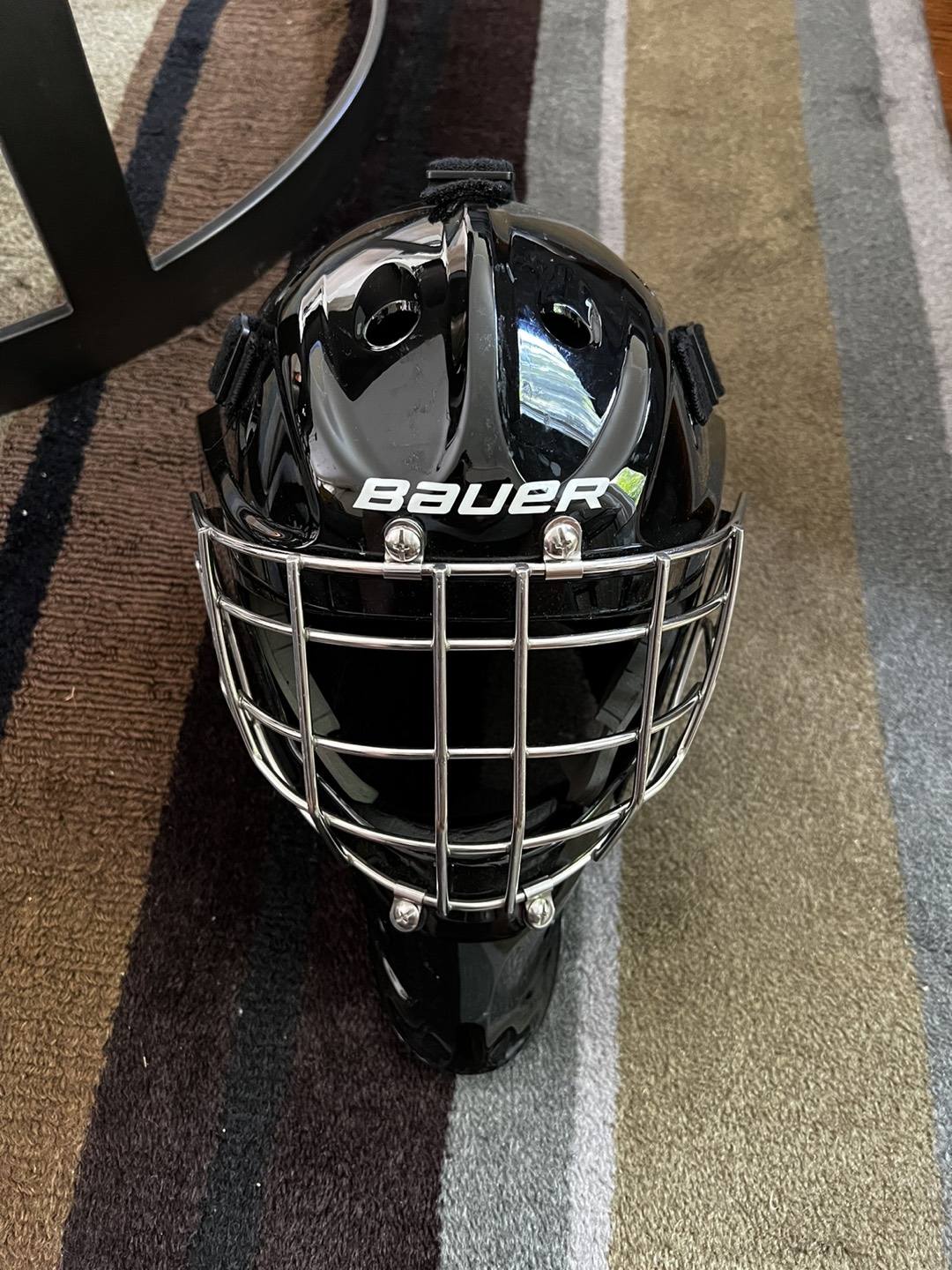 Hockey goalie helmet