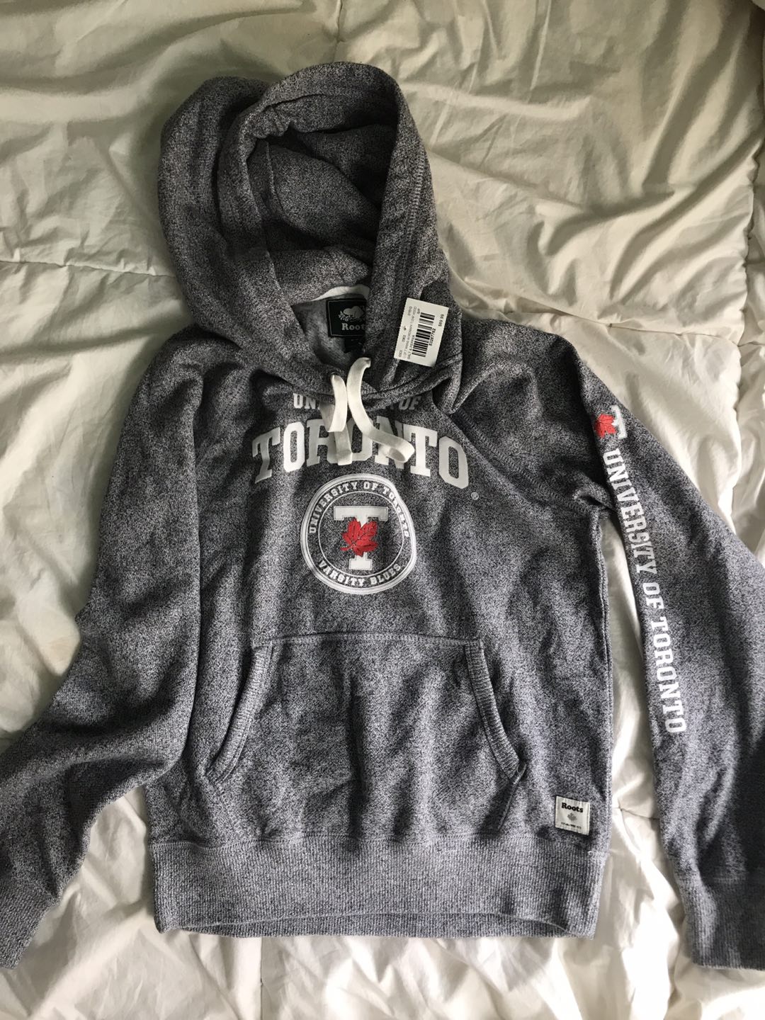 Roots hoodie with UofT logo. Brand new thumbnail