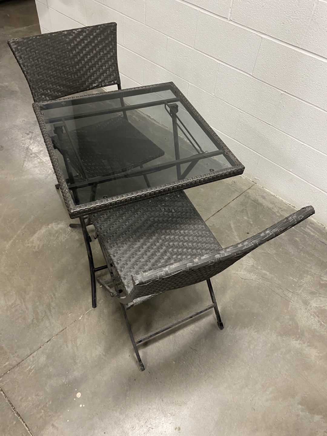 Outdoor table and chair set - photo 2