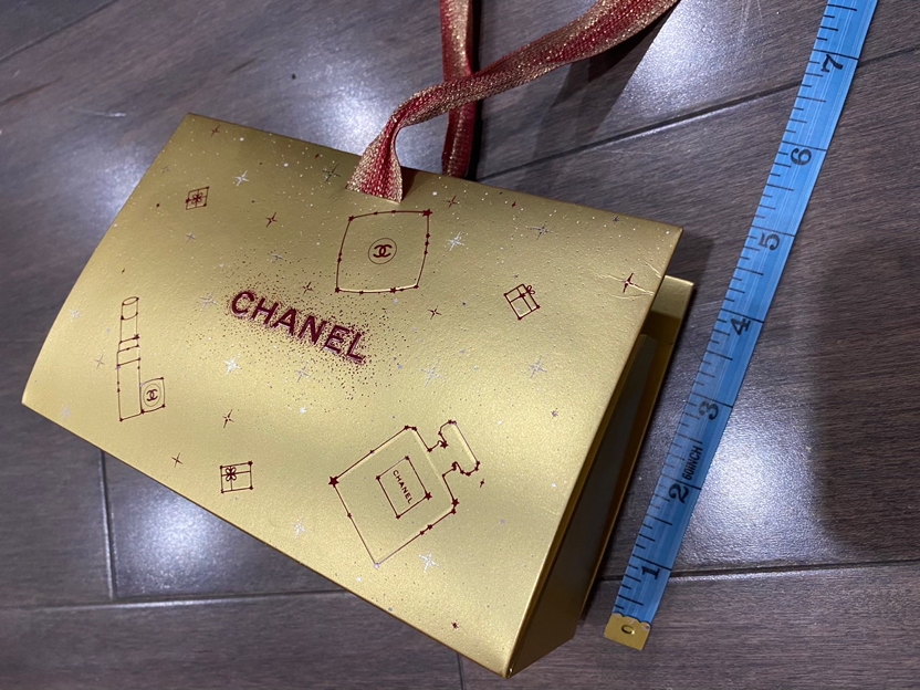 Chanel paper bag for gifting - photo 2
