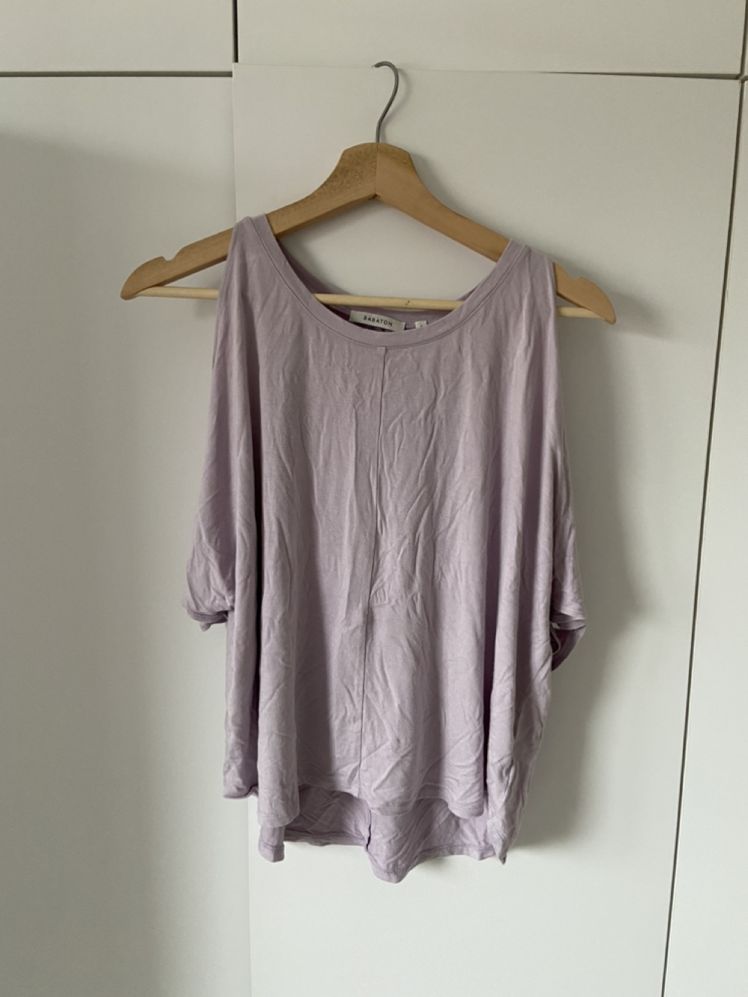 Aritzia Babaton 3/4 slit sleeve jersey top size S image indicator(3)