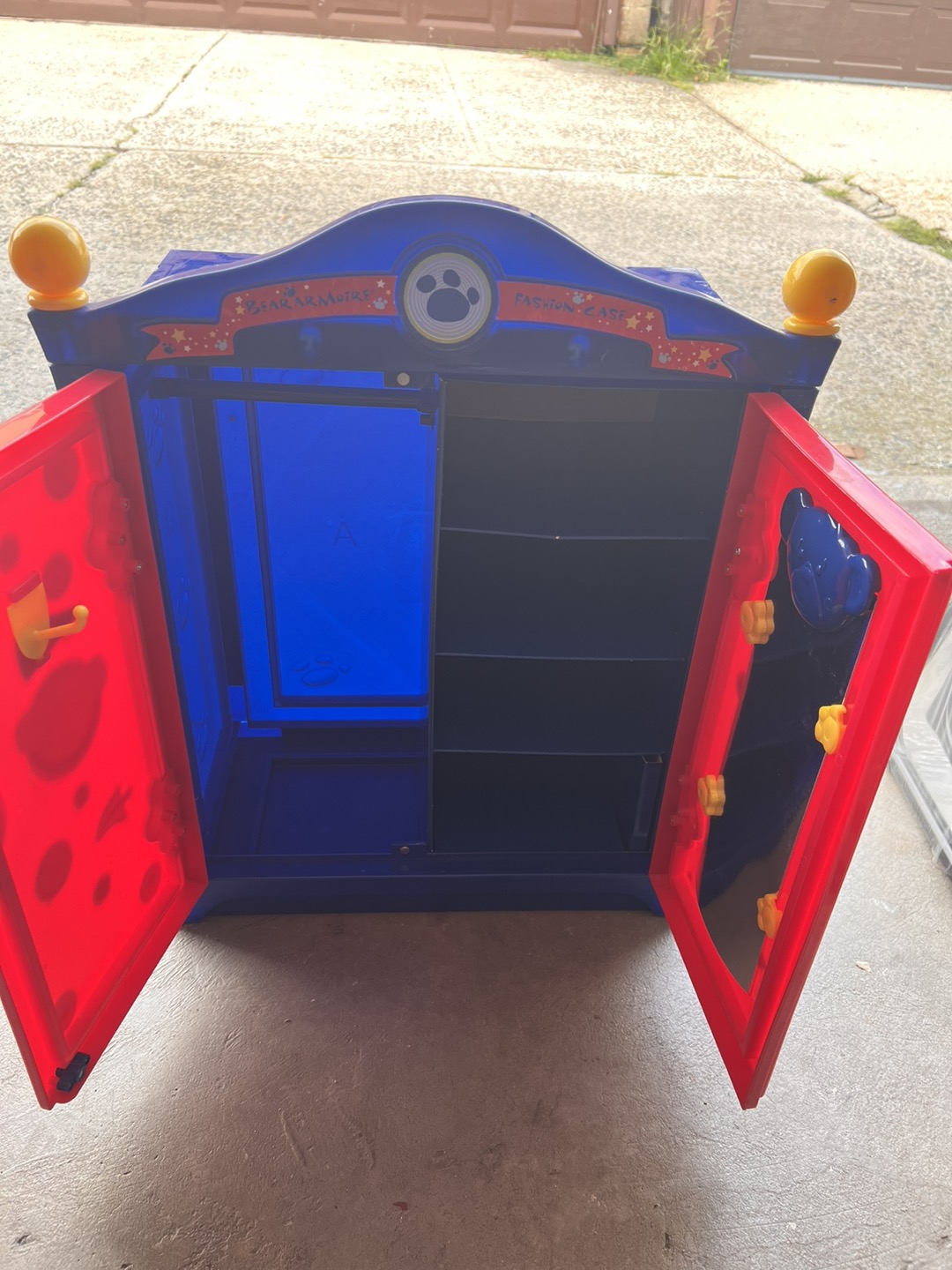 Bear Armoire - photo 3