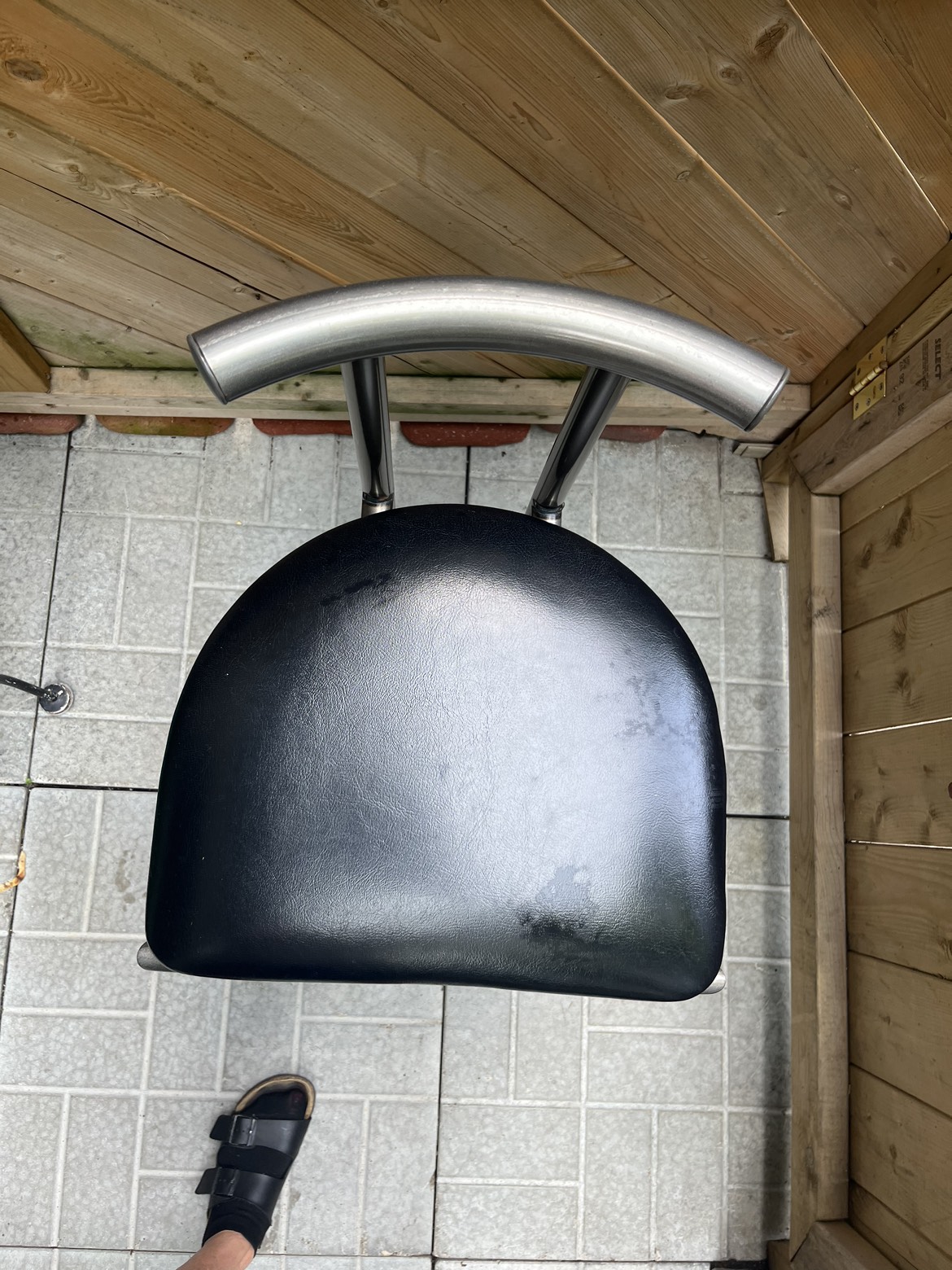 LEATHER BAR STOOL image indicator(4)