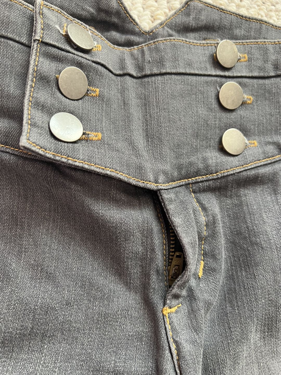 BNWT Urban Outfitters BDG grey Denim Jeans retail $80+ image indicator(3)
