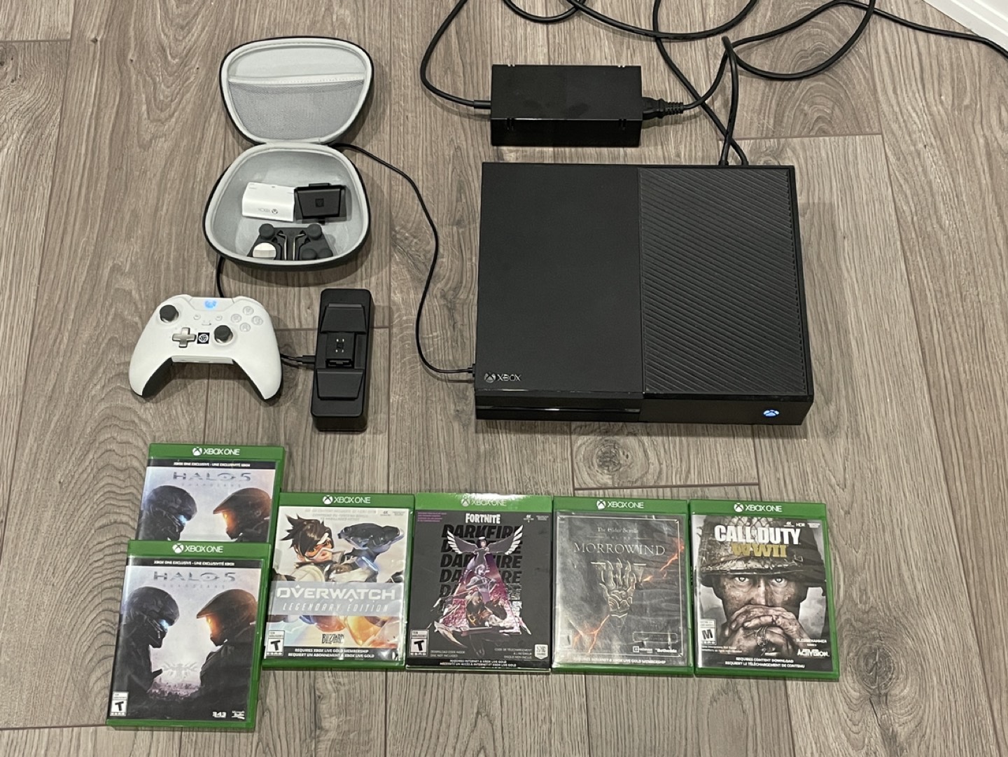 XBOX One 500GB Console + Elite Controller + 6 Games