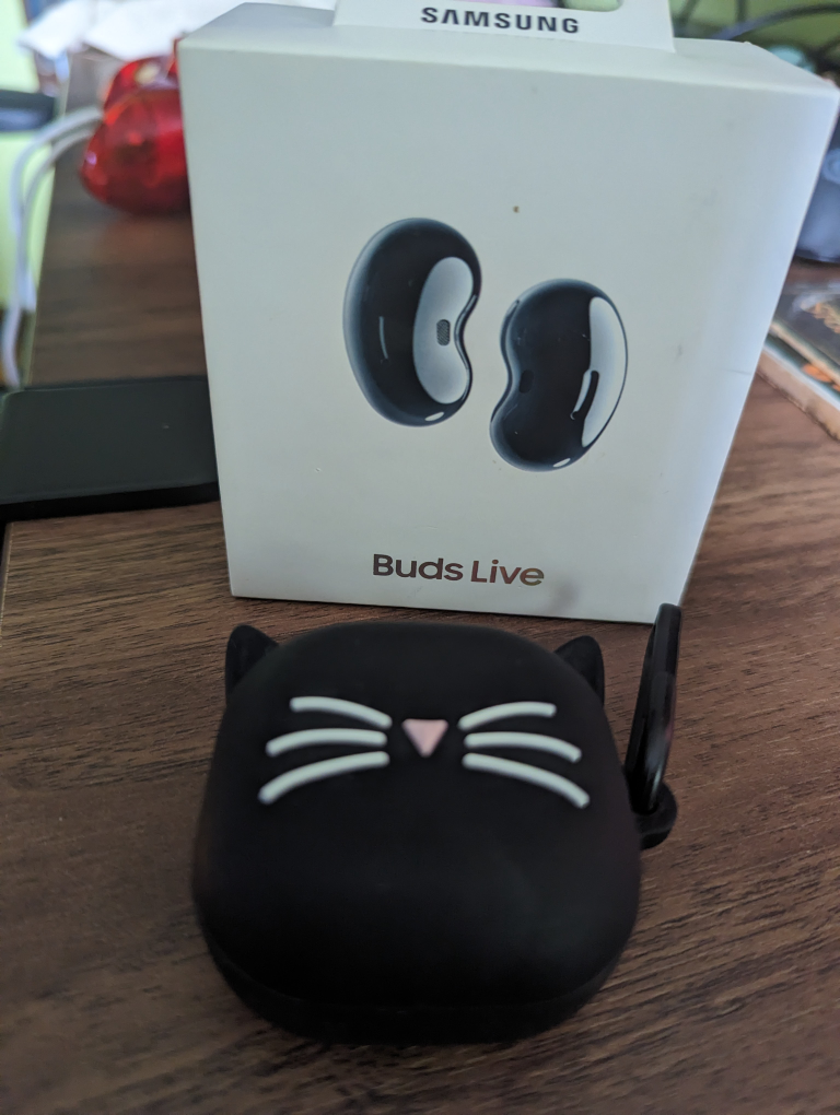 Genuine Samsung Galaxy Buds Live