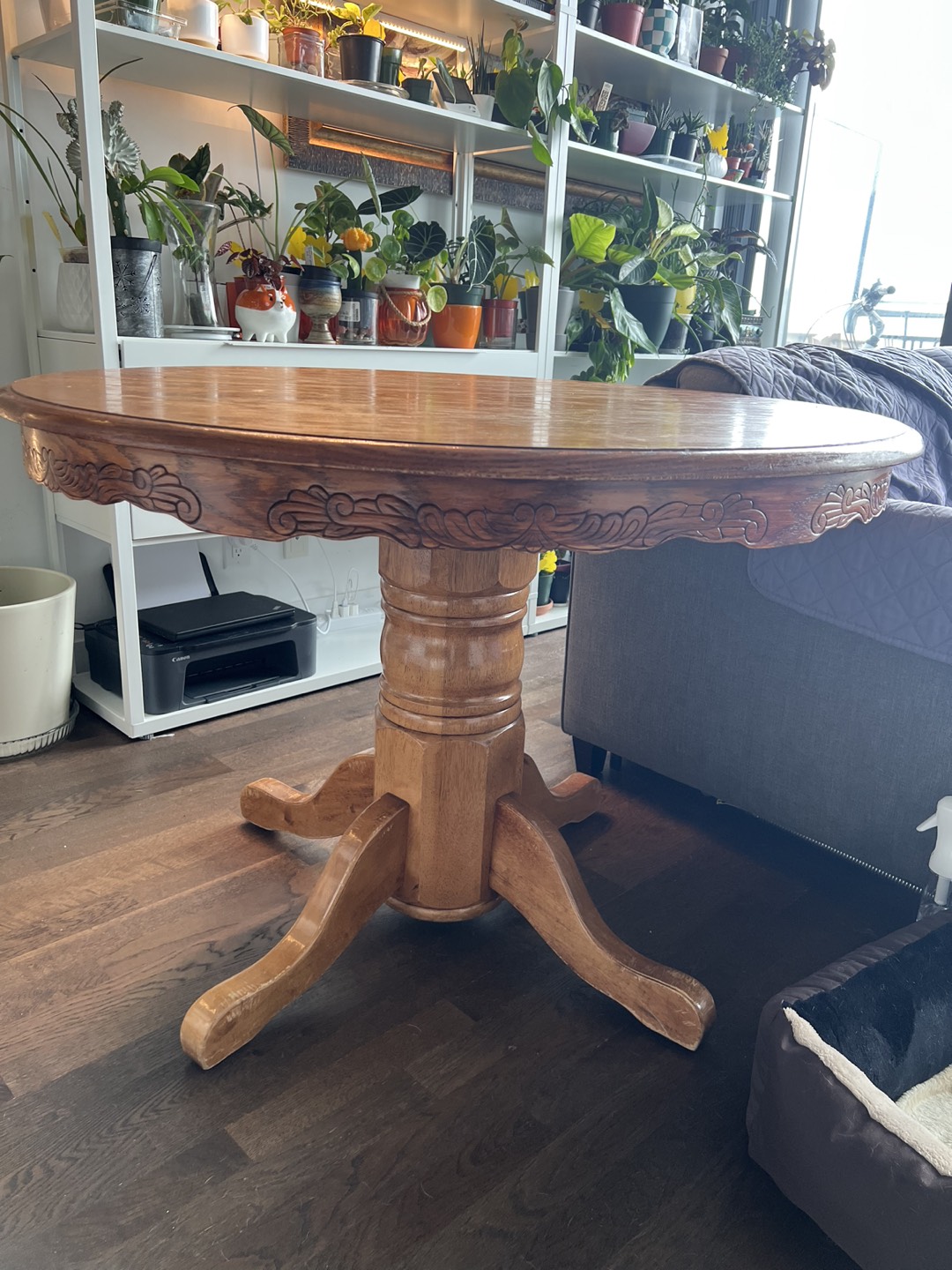 Antique Solid Wood Extendable Table image indicator(2)