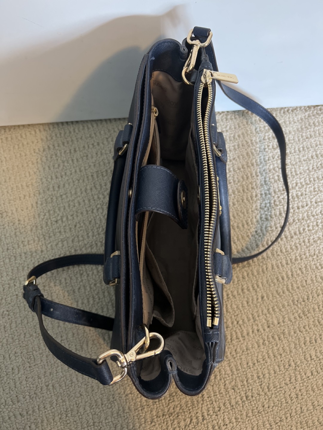 Michael Kors Navy Blue bag - photo 2