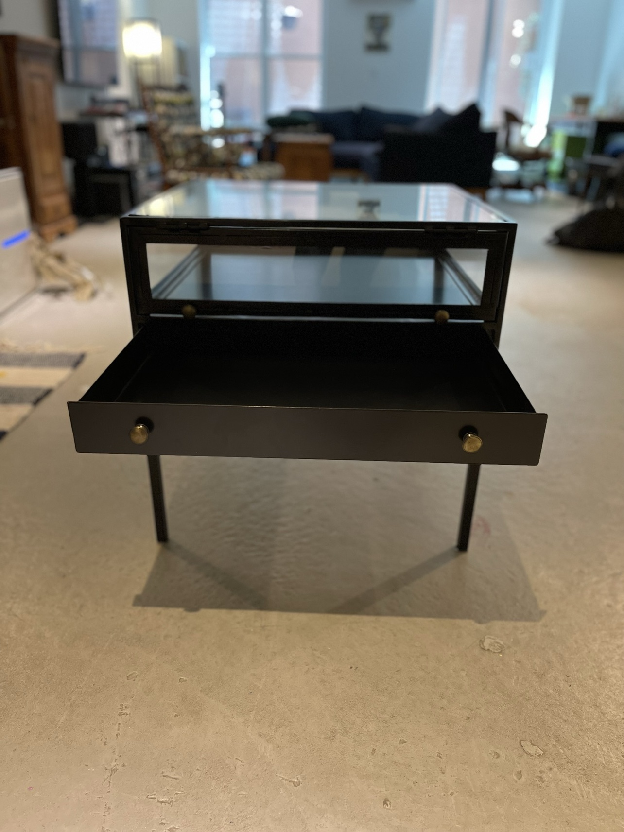 2 Display End Tables - photo 2