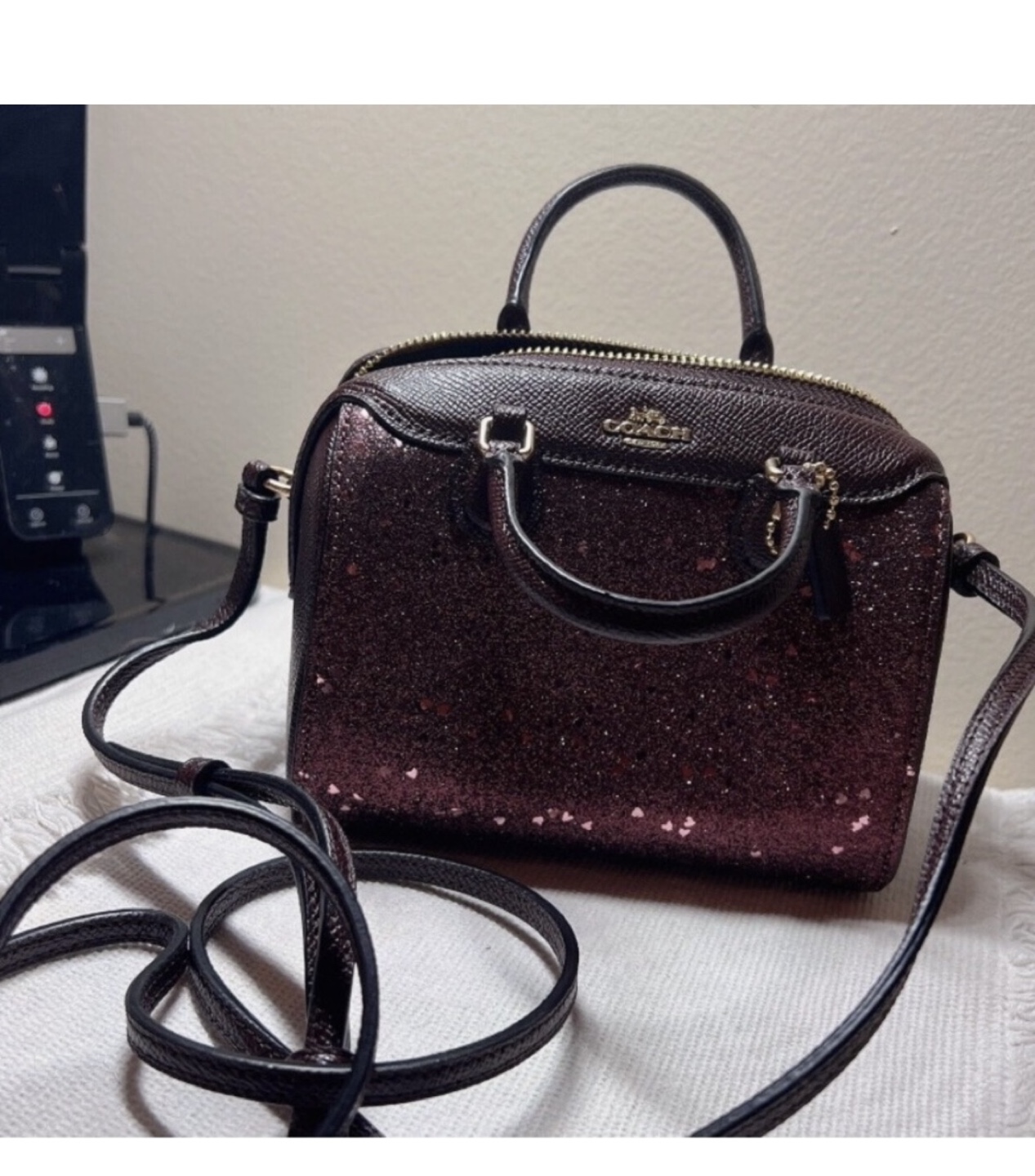 MICRO BENNETT SATCHEL WITH HEART GLITTER (COACH F38063)