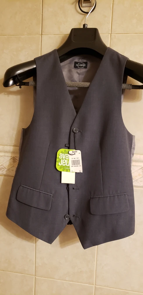 youth vest size 12,  next party or school even thumbnail