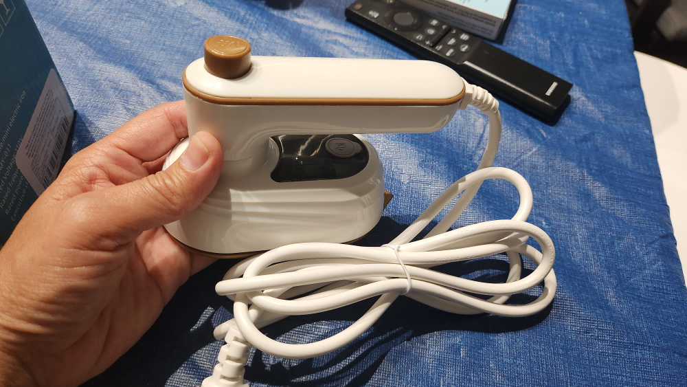 MINI ELECTRIC IRON thumbnail