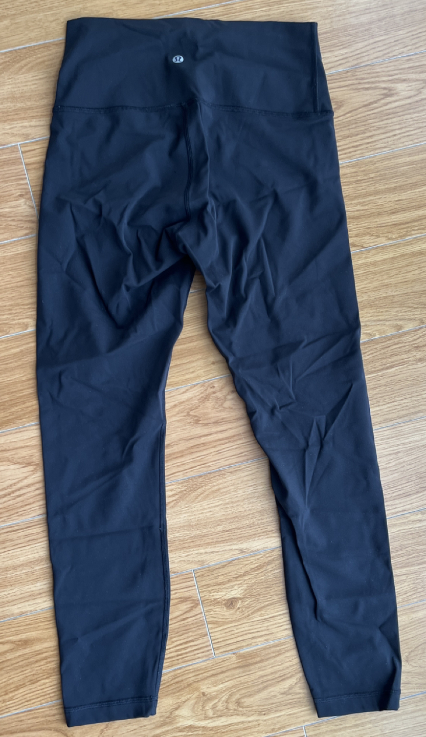 Lululemon yoga pants - photo 2