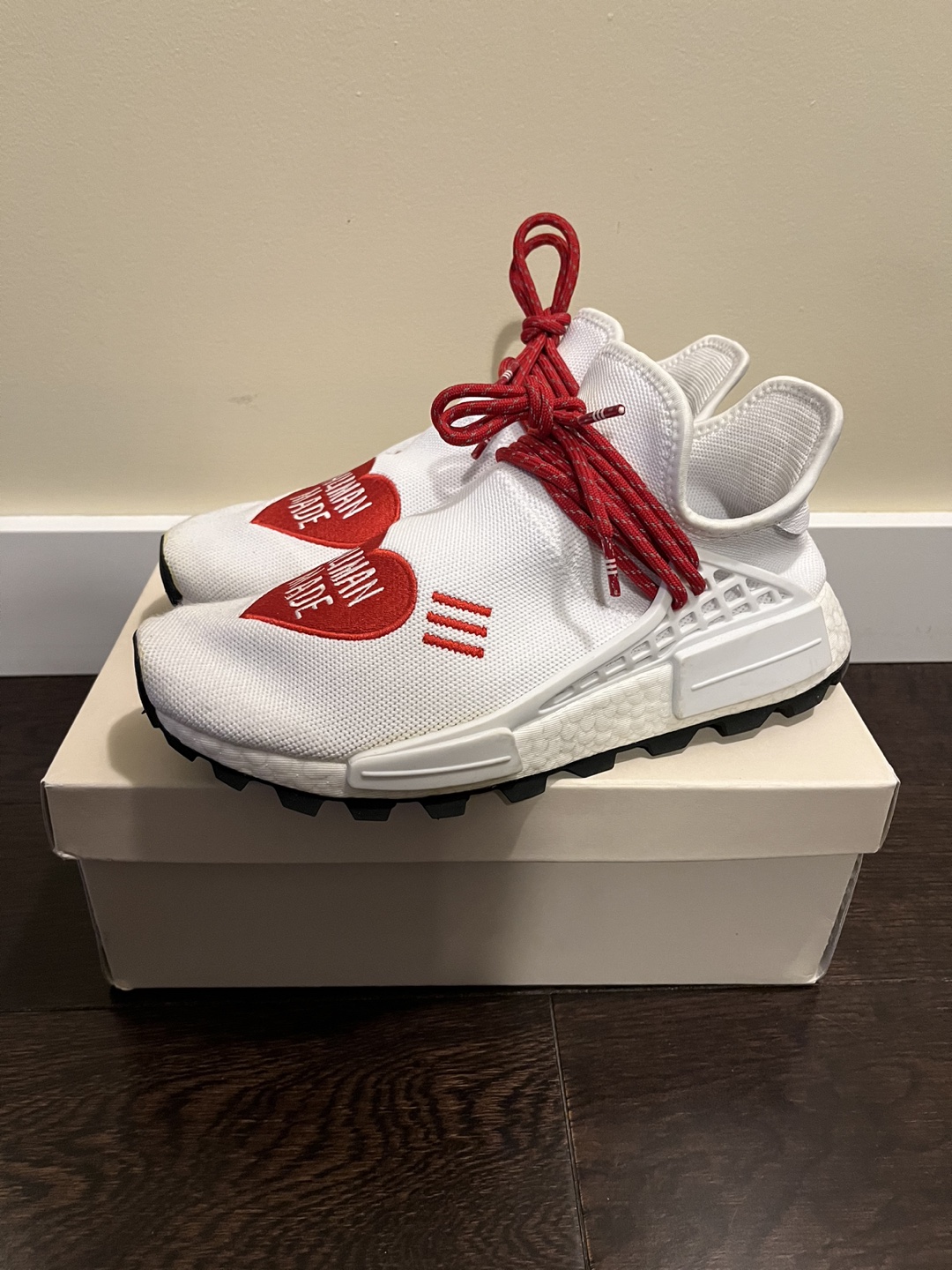 Adidas NMD HU Sneaker size 8 image indicator(2)
