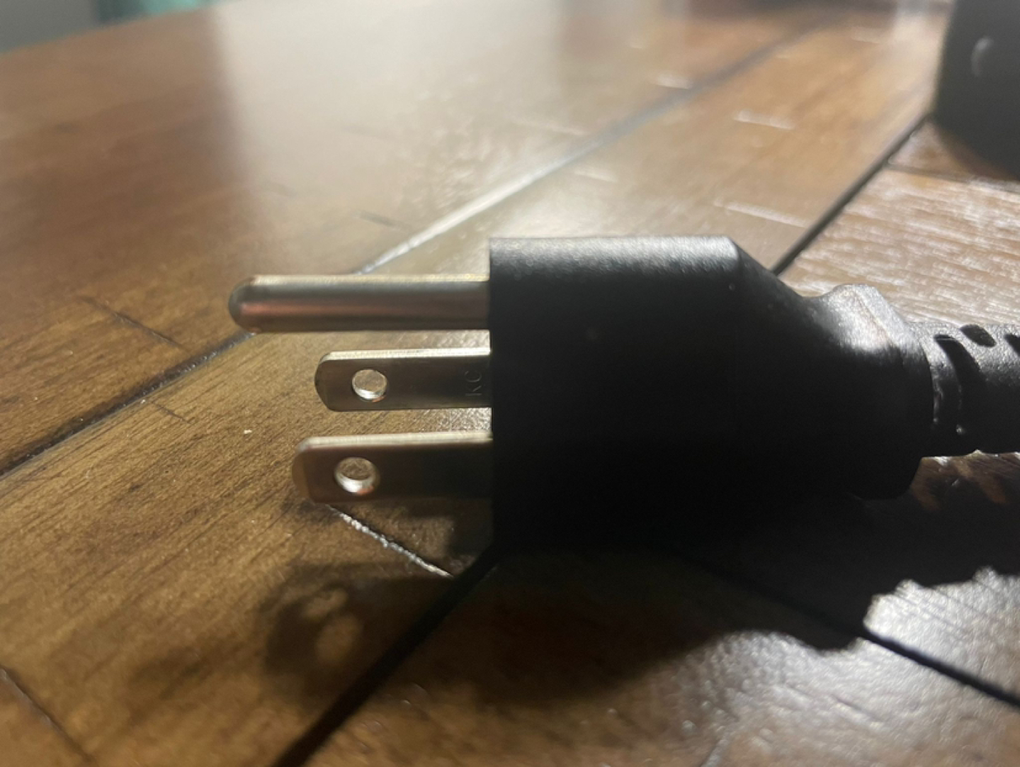Lenova 65W Laptop Charger - photo 4