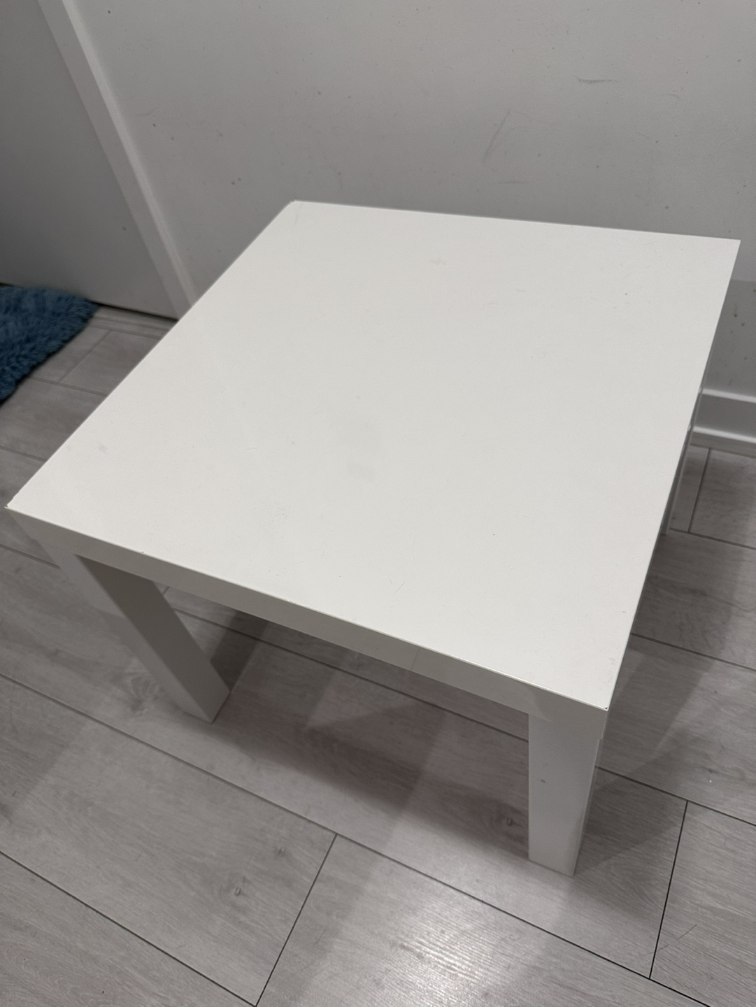 IKEA small white table - photo 2