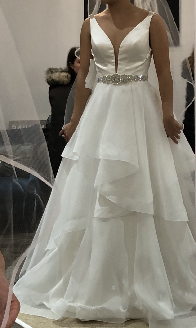 Mikaella satin and organza wedding dress image indicator(6)