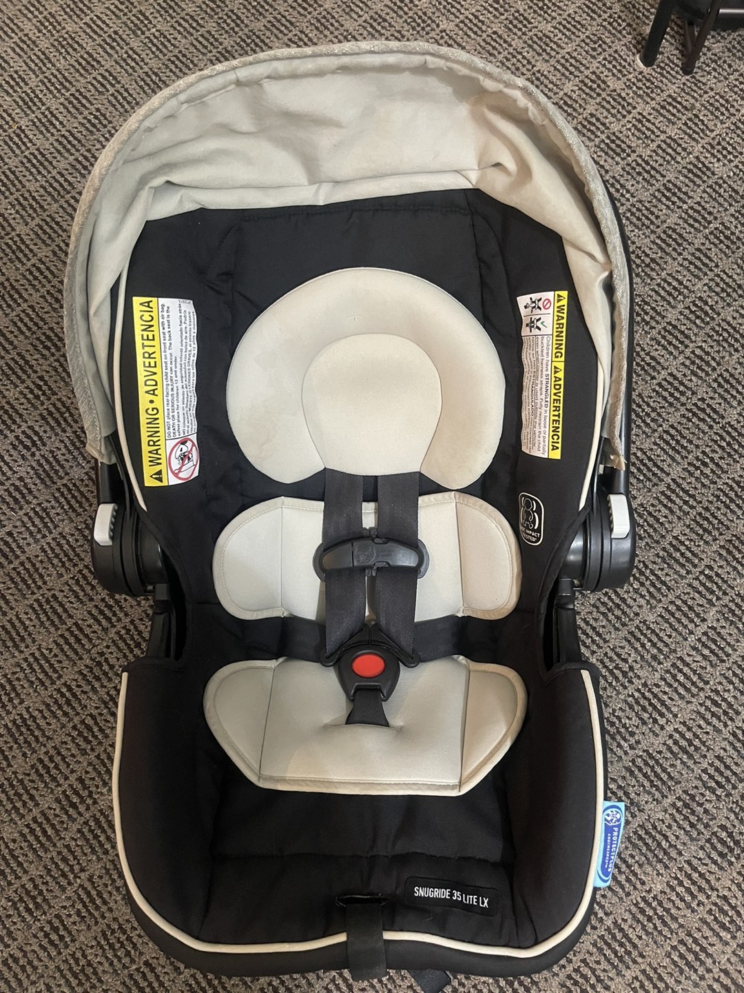 Graco carseat - photo 2