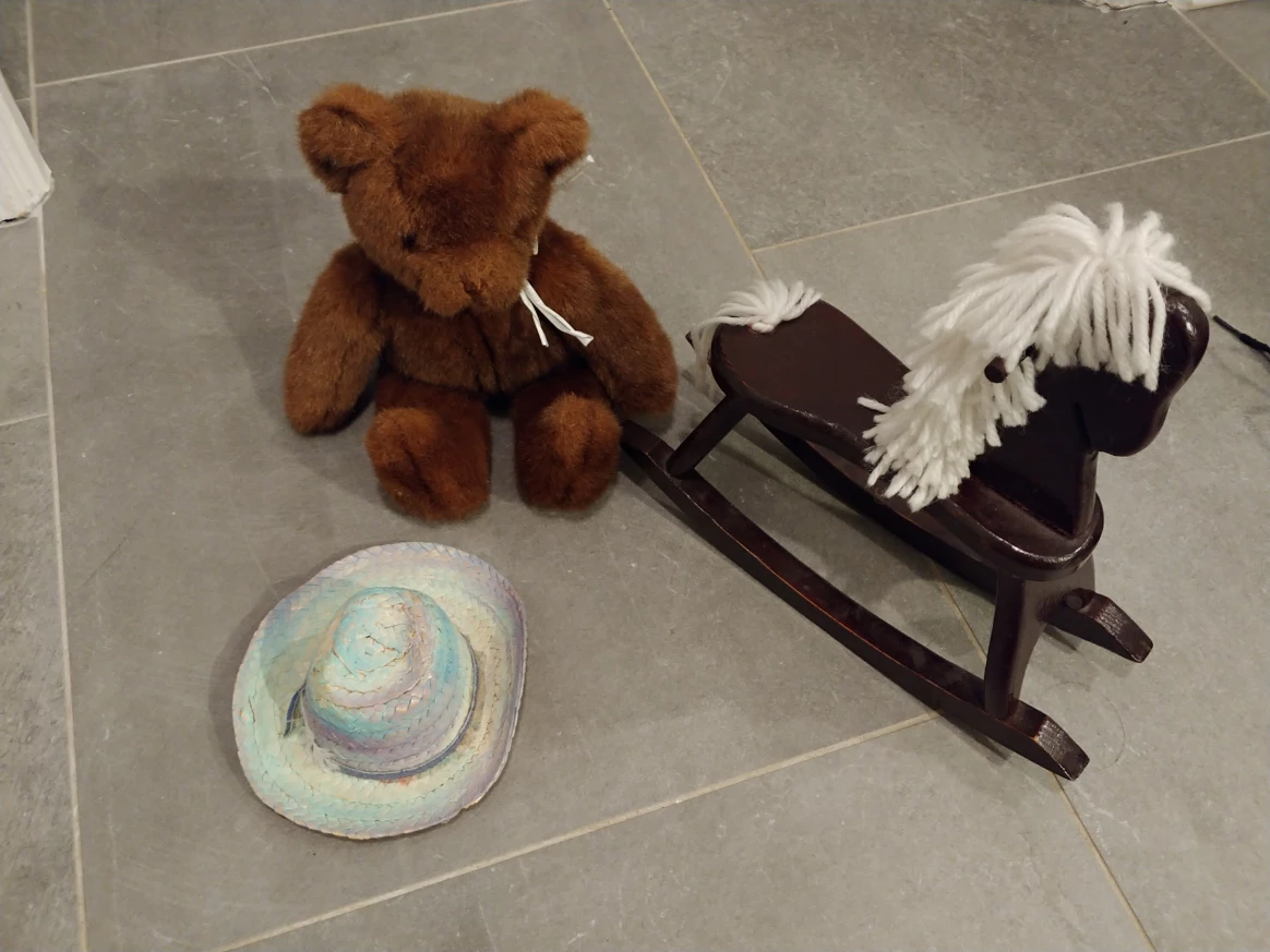 Toy rocking horse with teddy bear - photo 2