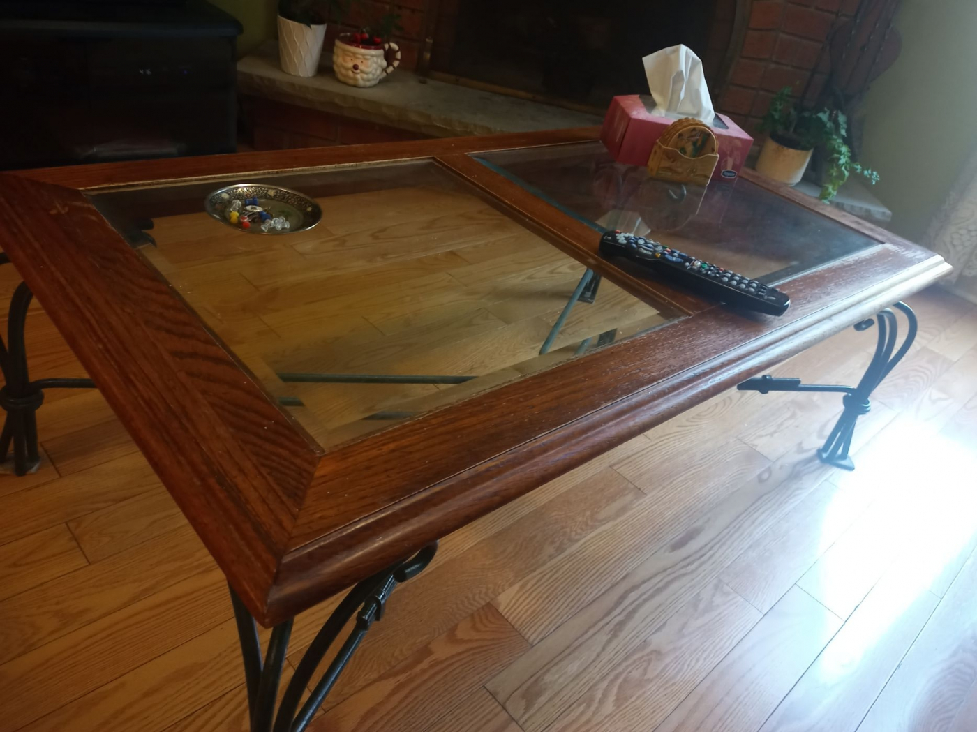 FREE Full Living Room Set - 2 Sofas (2 + 3 seat) & Coffee Table - photo 4