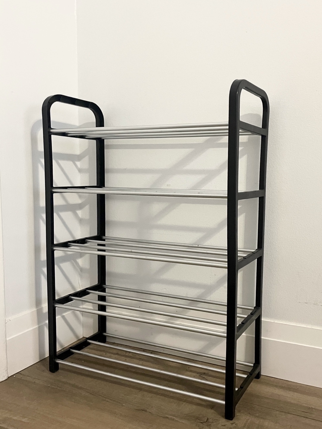 Shoe rack