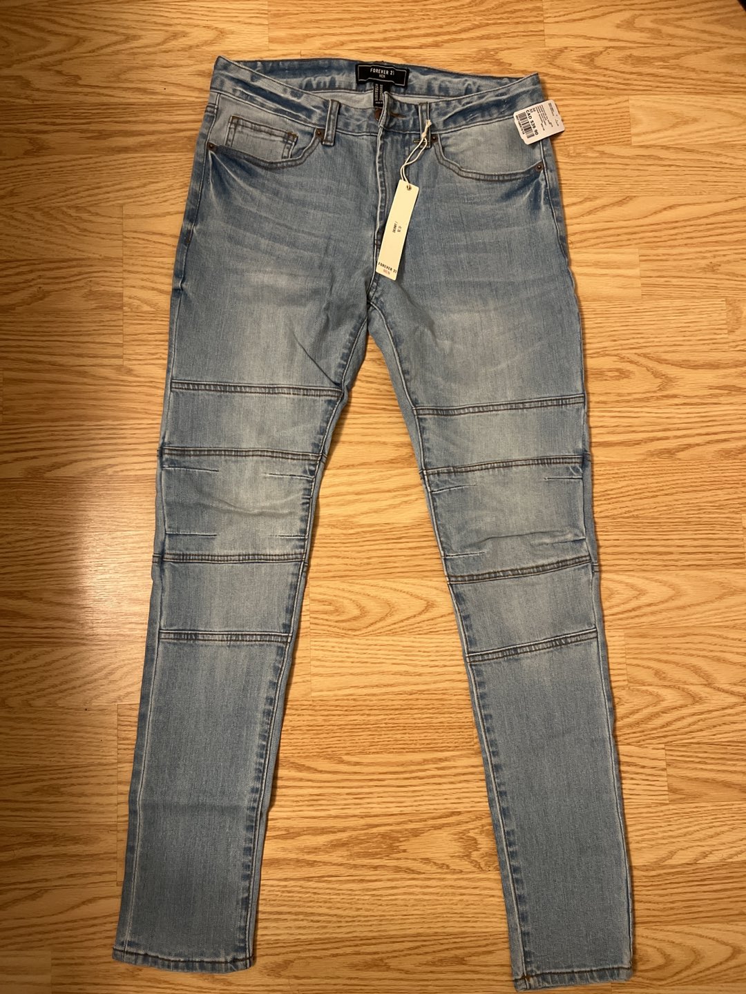 Forever 21 Men skinny jeans thumbnail