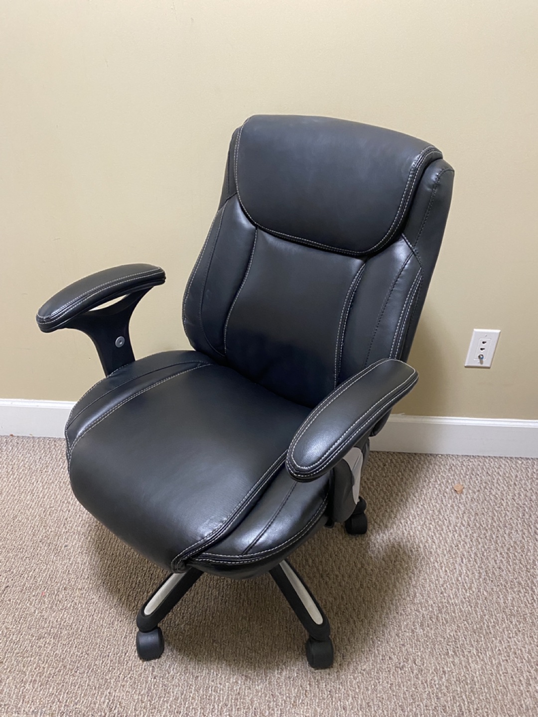 Office chair pick up only/anytime thumbnail