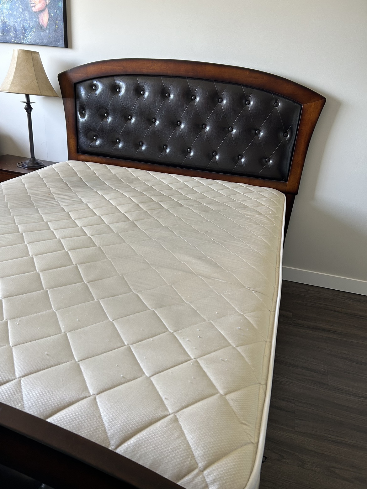 Queens Bed