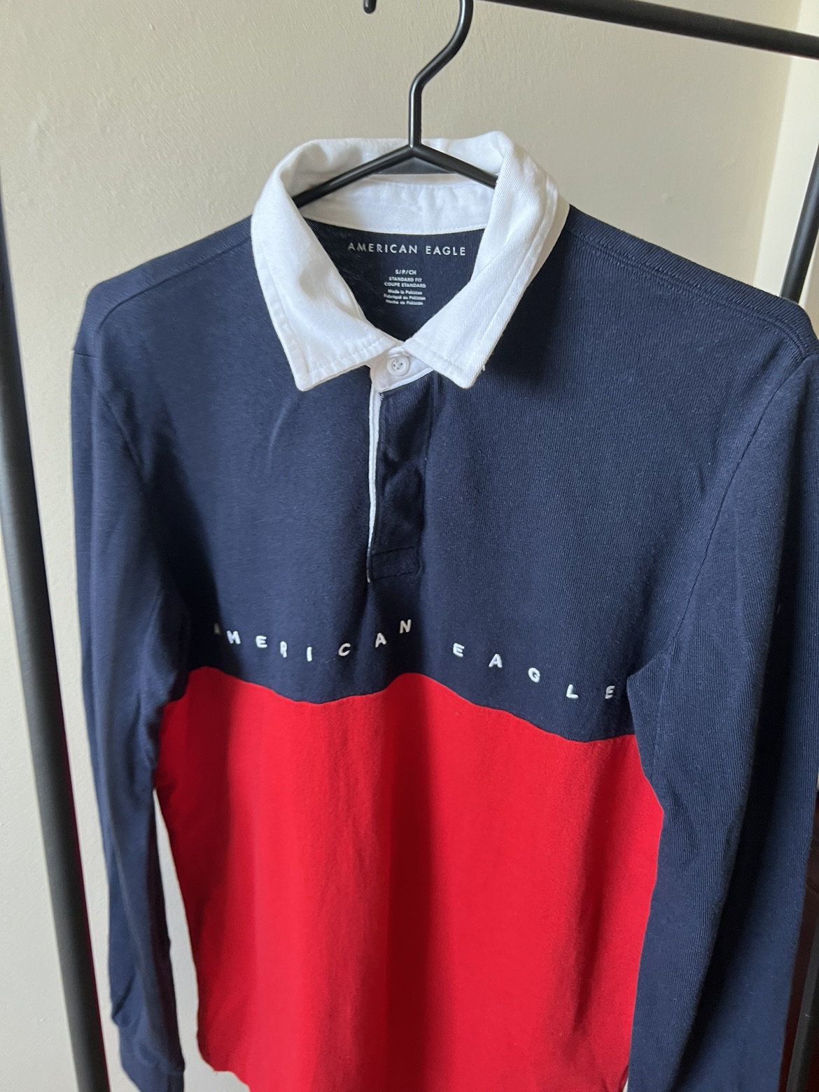 American Eagle shirt - Small