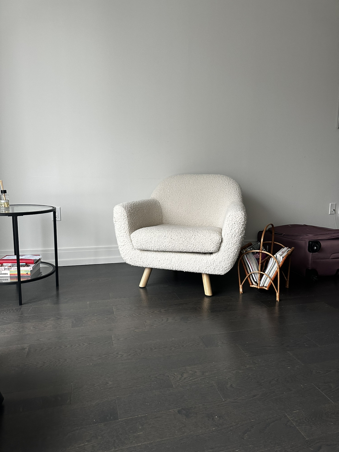 Article- Comfortable boucle  accent chair