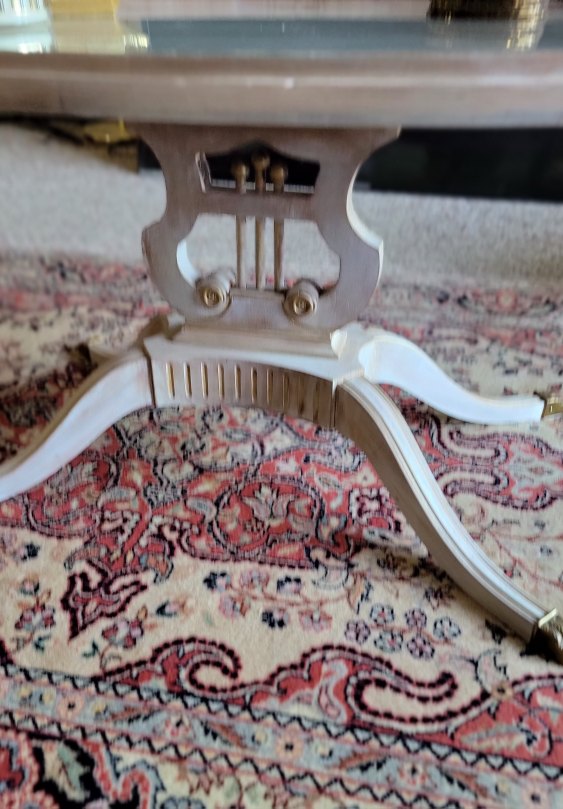 Duncan Phyfe Coffee Table - photo 5