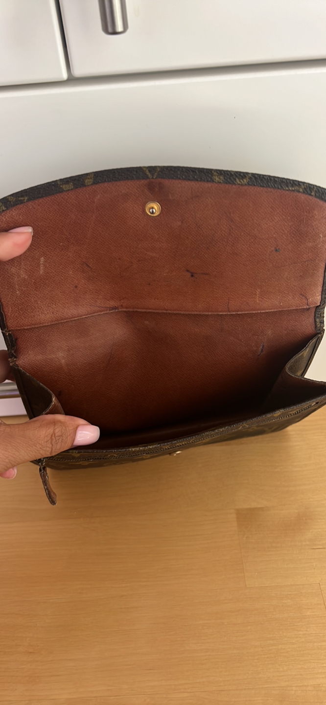 Louis Vuitton clutch - photo 3