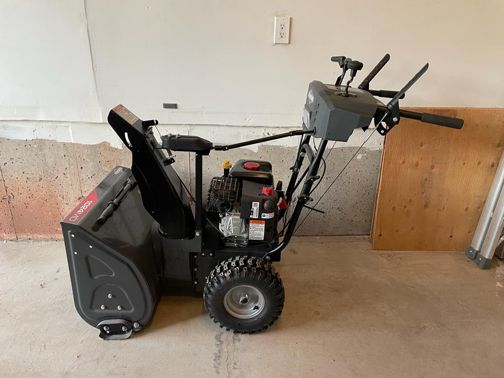 Barely Used - Briggs and Stratton 1024MD