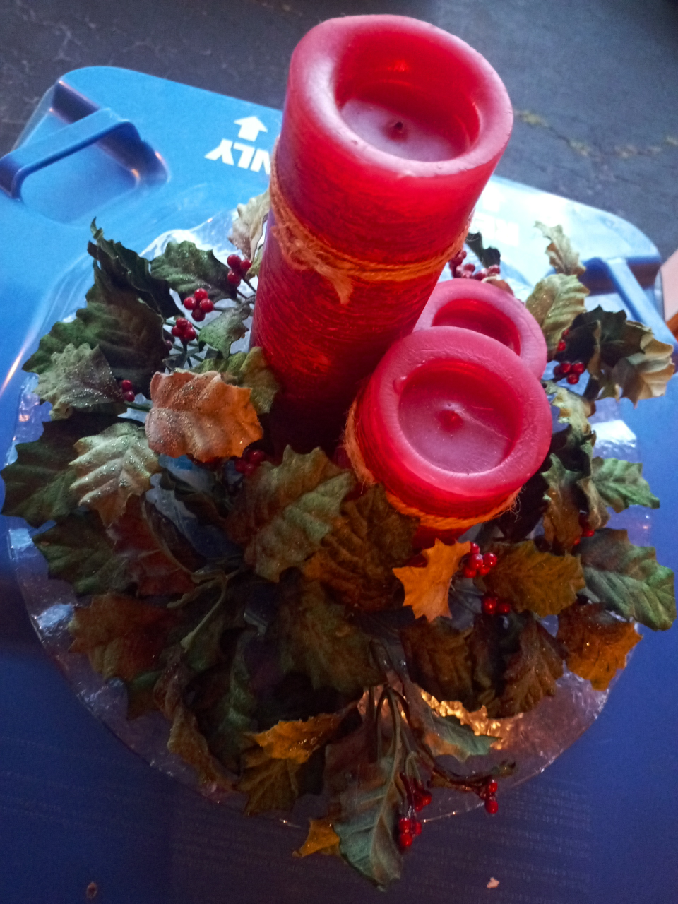 2 Candle Holiday Centrepiece - photo 2